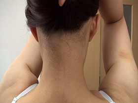 素人娘の全裸大図鑑7 5時間34人増刊号 今時の女の子が恥じらいながら脱衣していくヘアヌードコレクション　サンプル画像06